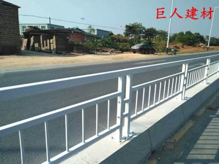 道路护栏焊接